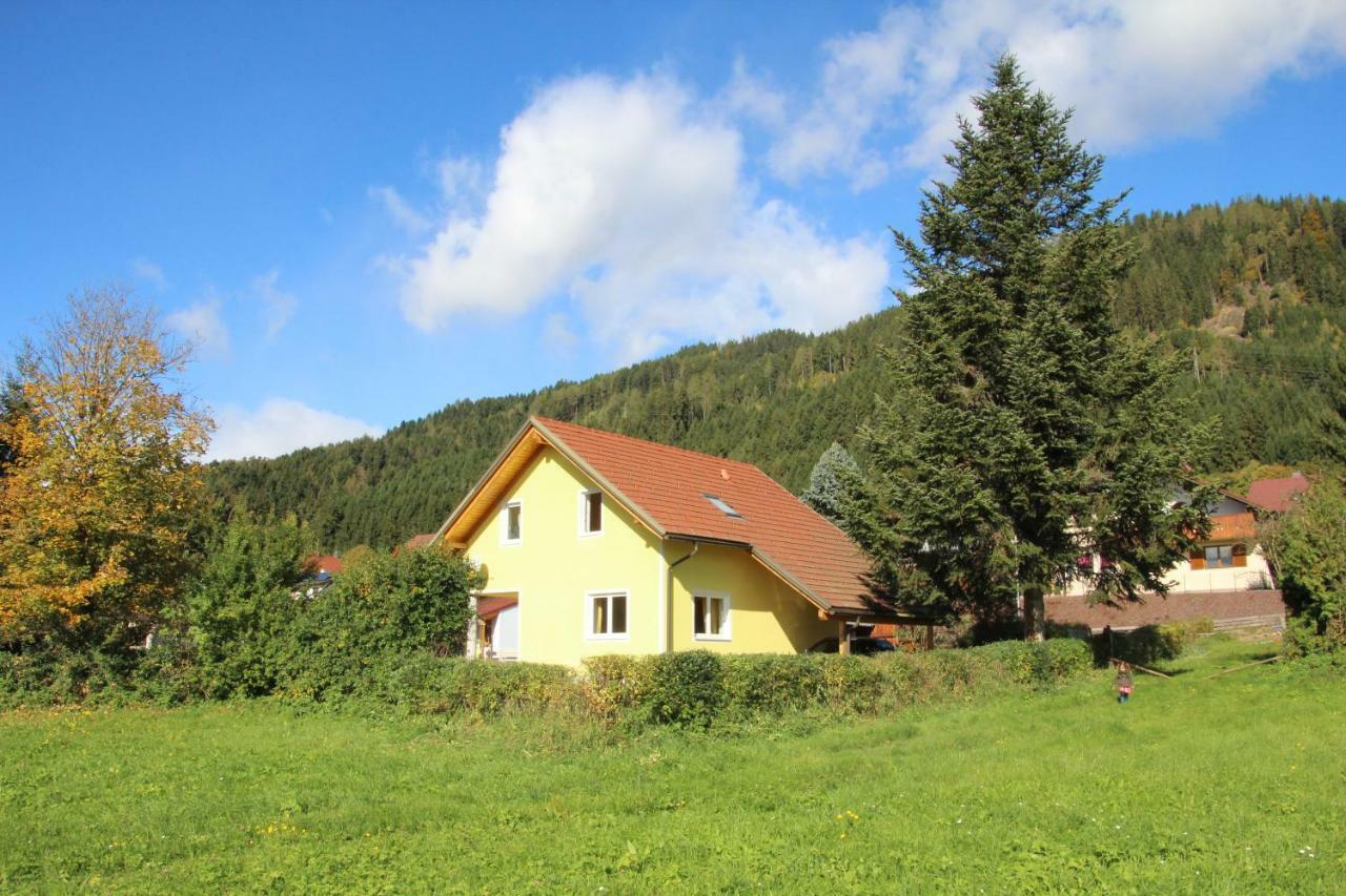 Narrenhaus Villa Fohnsdorf Exterior photo